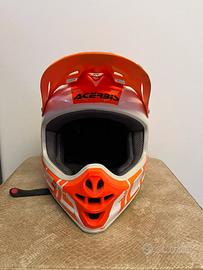 Casco acerbis
