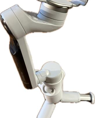 Insta 360 flow gimbal smartphone