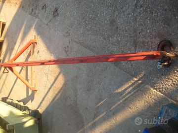 Sollevatore poster. usato a 3 punti  asta mt. 3,90