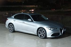 Alfa Romeo Giulia 2.2 Q4 Veloce 210cv