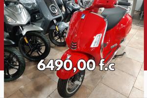 Vespa GTS 300 hpe Aziendale Km zero!!!