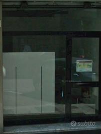 Infisso alluminio per negozio