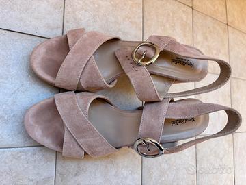 Scarpe Nero Giardini donna col tacco
