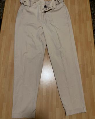 Pantaloni beige con cintura integrata