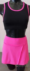 Completo gonnellino pantaloncini sportbra