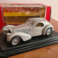 Bburago 1/24 Bugatti Atlantic