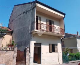 CASA INDIPENDENTE A BAGNOLI IRPINO