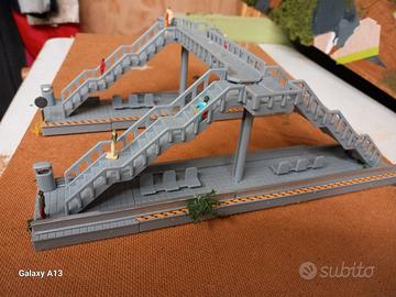 stazione con pensilina scala HO