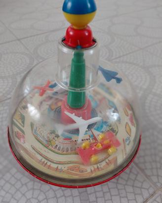 Trottola vintage anni 60/70 in latta e plexiglas 