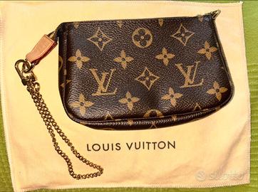 Mini pochette Louis Vuitton