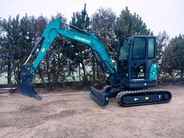 Escavatore SUNWARD SWE35UF GIROSAGOMA