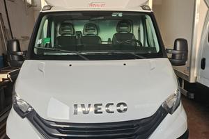 Iveco daily 35c16 Motore 3000cc anno 2023