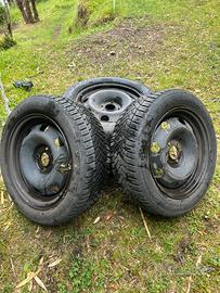 Gomme dunlop winter sport 5 205/55 R16 +cerchi