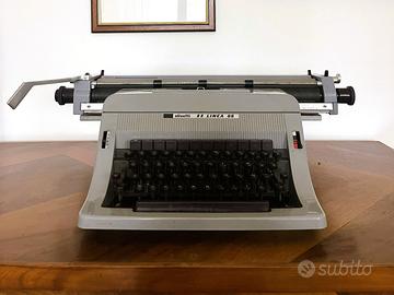 Macchina da scrivere Olivetti Linea 88