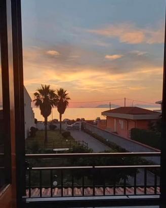 Luminoso monolocale fronte mare a milazzo