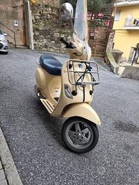 Vespa 150lx del 2009