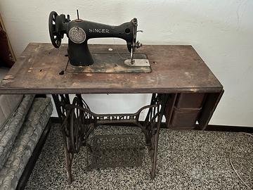 Macchina da cucire vintage