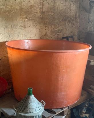 Mastelli contenitori per vendemmia