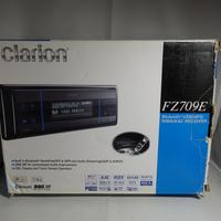 Autoradio Clarion FZ709E