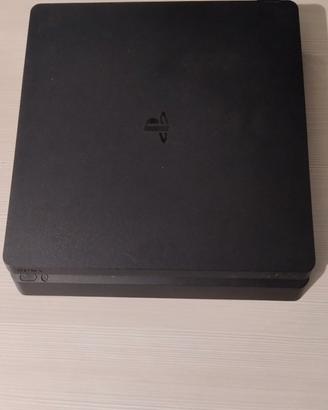 PlayStation 4 Slim 