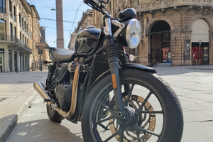 Triumph Street Twin 900 (2017)