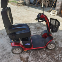 Scooter per anziani/disabili