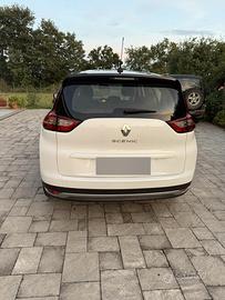 RENAULT Grand Scénic Blue dCi 120 CV Sport Editio