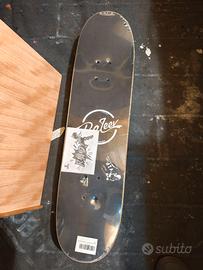 Skateboard beleev mai usato