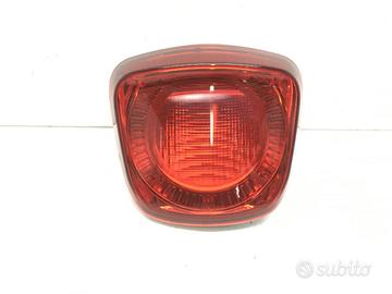 PIAGGIO VESPA SPRINT 25KM-H 50 FARO FANALE POSTERI