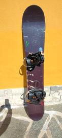 snowboard con attacchi