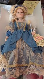 Bambola  vintage in porcellana 