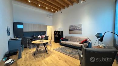 Trilocale ristrutturato centro storico