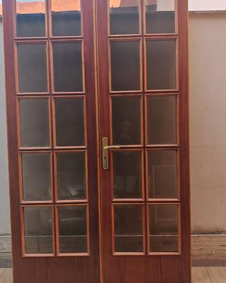 Porta all'inglese in noce