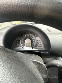 Volkswagen Fox 1.4 TDI (2009)