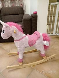 Cavallino a dondolo Unicorno