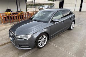 Audi A3 2.0 TDI 150 CV S tronic Attraction