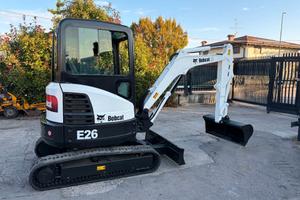 E264 - ESCAVATORE 27Q BOBCAT E26