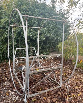 Dondolo vintage da giardino