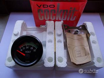 Voltmetro "VDO" (24 Volt)
