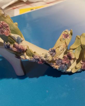 Figurino. porcellano. ogetto vintage, 