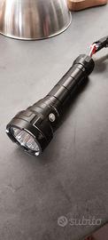 Torcia da 13000 lumen - fascio fino a 500m!!