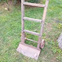 Carrello antico in legno