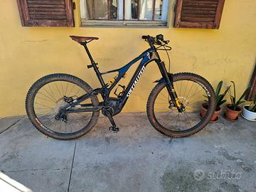 Ebike SPECIALIZED TURBO LEVO anno 2020 in CARBONIO