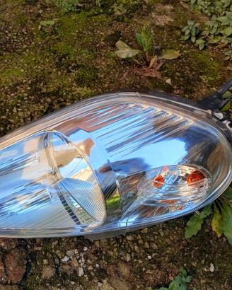 pezzi di ricambio fiat grande punto 2005