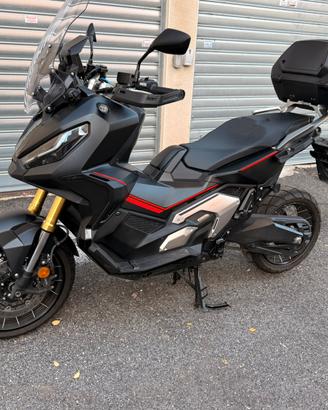 Honda XADV 750