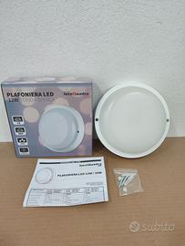 Plafoniera led tonda bianca diametro 17  compatta