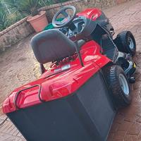 trattore taglia erba