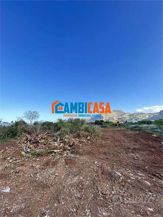 Via Conte Federico - Terreno 1000 Mq pianeggiante - Vista 3