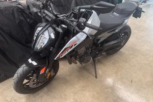 KTM 790 Duke - 2025