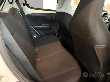 PEUGEOT 108 PureTech 82 5 porte Allure